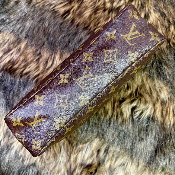 Louis Vuitton Vintage Monogram Canvas Trousse Toilette 23 Cosmetic Bag - Picture 6 of 12